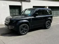 Gebraucht Land Rover Defender SE Dynamic 249 PS (183 kW) 2021 Schwarz SUV