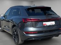Gebraucht Audi Q8 e-tron S-Line 300 kW (408 PS) 2022 Grau SUV
