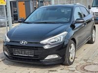 Gebraucht Hyundai i20 Passion 101 PS (74 kW) 2017 Schwarz Kleinwagen