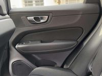 Gebraucht Volvo XC60 Momentum 190 PS (139 kW) 2020 SUV