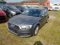 Gebraucht Audi A3 Basis 116 PS (85 kW) 2017 Grau Limousine
