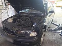 Gebraucht BMW 318 118 PS (86 kW) 1998 Schwarz Kombi