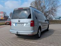 Gebraucht VW Caddy Maxi Comfortline 150 PS (110 kW) 2016 Silber Van / Kleinbus