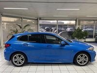Gebraucht BMW 118 M Sport 150 PS (110 kW) 2021 Misano blau Kleinwagen