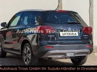 Gebraucht Suzuki Vitara Comfort+ 102 PS (75 kW) 2023 Schwarz SUV
