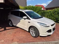 Gebraucht Ford Kuga Individual 179 PS (131 kW) 2016 Weiß SUV