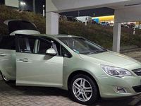 Gebraucht Opel Astra Design Edition 87 PS (63 kW) 2010 Grün Limousine