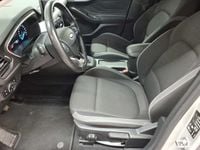 Usado Ford Focus Cool & Connect 95 CV (69 kW) 2022 Plateado Familiar