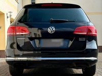 Gebraucht VW Passat Trendline 140 PS (102 kW) 2012 Schwarz Kombi
