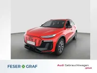 Gebraucht Audi Q6 e-tron Comfort 284 kW (387 PS) 2025 Rot (soneirarot metallic) SUV