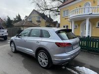 Gebraucht VW Touareg 421 PS (309 kW) 2019 Silber SUV