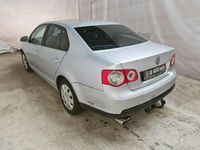 Gebraucht VW Jetta Trendline 102 PS (75 kW) 2005 Silber Limousine
