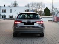 Gebraucht Audi A3 Ambiente 140 PS (102 kW) 2013 Braun Limousine