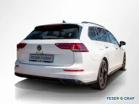 Gebraucht VW Golf VIII R-line 150 PS (110 kW) 2024 Pure white Kombi