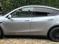 Gebraucht Tesla Model Y Standard Range 255 kW (347 PS) 2023 Silber SUV