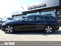 gebraucht Mercedes C180 T AVANTGARDE+AHK+TOTWINKEL+RFKAMERA+PANOD.