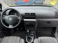 Usado VW Fox 55 CV (40 kW) 2009 Gris Utilitario