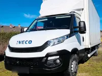 Gebraucht Iveco Daily 180 PS (132 kW) 2018 Weiß Van / Kleinbus
