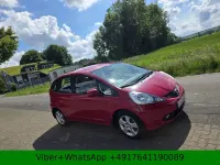 Gebraucht Honda Jazz Trend 90 PS (66 kW) 2010 Rot Kleinwagen