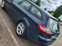 Gebraucht Ford Mondeo 140 PS (102 kW) 2012 Blau Kombi