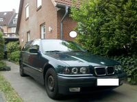 Gebraucht BMW 318 116 PS (85 kW) 1999 Grün metallic Kombi