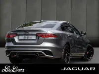 Gebraucht Jaguar XE R-Dynamic 253 PS (186 kW) 2023 Eiger grey Limousine