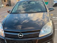 Gebraucht Opel Astra 100 PS (73 kW) 2005 Schwarz Kleinwagen