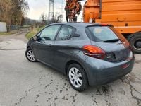 Gebraucht Peugeot 208 68 PS (50 kW) 2016 Grau Kleinwagen