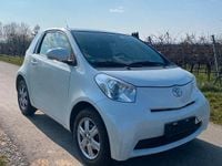 Gebraucht Toyota iQ 68 PS (50 kW) 2011 Weiß Kleinwagen