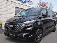 Second-hand Ford Tourneo Titanium 136 CP (100 kW) 2025 Negru Monovolum