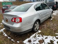Gebraucht VW Passat 140 PS (102 kW) 2005 Silber Limousine