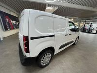 Gebraucht Opel Combo Edition 131 PS (96 kW) 2022 Weiß Van / Kleinbus