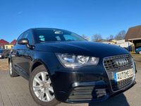 Gebraucht Audi A1 Attraction 86 PS (63 kW) 2014 Brillantschwarz Kleinwagen