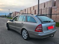 Gebraucht Mercedes C320 224 PS (164 kW) 2005 Beige Kombi