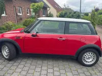 Używany Mini Cooper 116 KM (85 kW) 2005 Czerwony Hatchback
