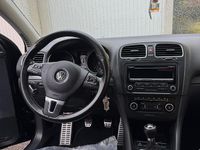 Gebraucht VW Golf VI 105 PS (77 kW) 2011 Schwarz Kleinwagen