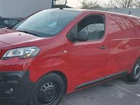 Gebraucht Peugeot Expert Premium 122 PS (89 kW) 2017 Rot ardent Van