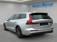 Gebraucht Volvo V60 Inscription 250 PS (183 kW) 2019 Silber Kombi
