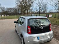 Gebraucht VW up! 60 PS (44 kW) 2015 Silber Kleinwagen