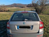 Gebraucht Skoda Octavia 160 PS (117 kW) 2011 Beige Kombi