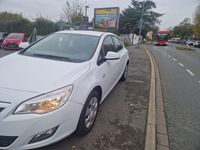 Gebraucht Opel Astra Design Edition 87 PS (63 kW) 2012 Weiß Limousine