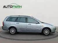 Gebraucht Ford Focus Ghia 101 PS (74 kW) 2003 Grau Limousine
