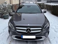 Gebraucht Mercedes GLA200 156 PS (114 kW) 2015 Grau SUV