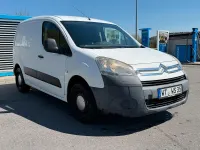 Used Citroën Berlingo 98 HP (72 kW) 2010 White Minivan