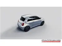 Neu Fiat 500e La Prima 80 kW (110 PS) 2026 Blau Limousine