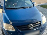 Gebraucht VW Fox 54 PS (39 kW) 2008 Blau Kleinwagen