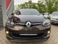 Używany Renault Mégane Authentique 116 KM (85 kW) 2016 Czarny Sedan/Limuzyna