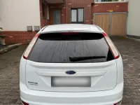Gebraucht Ford Focus 101 PS (74 kW) 2011 Weiß Kleinwagen