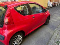 Gebraucht Peugeot 107 68 PS (50 kW) 2010 Rot Kleinwagen