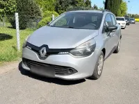 Gebraucht Renault Clio GrandTour 90 PS (66 kW) 2014 Silber Kombi